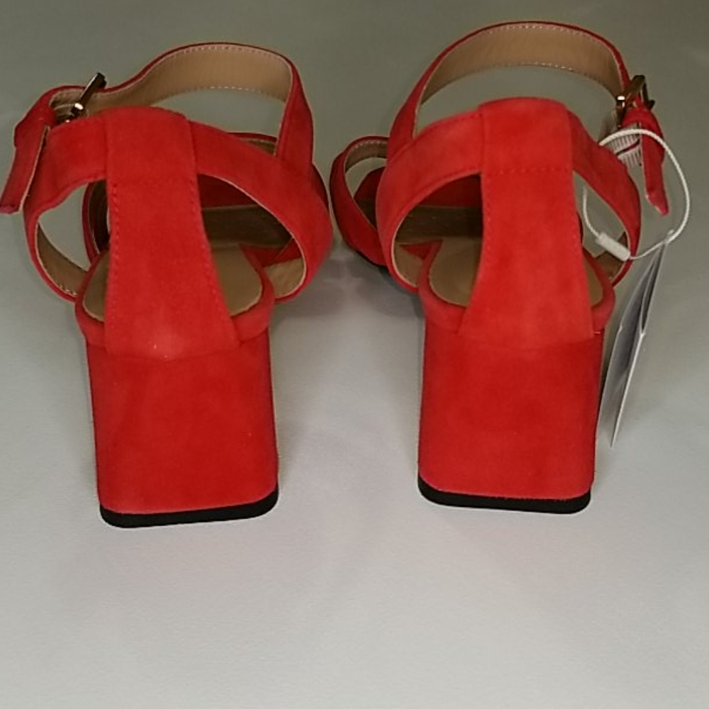 New Scarlet RED GEOX Suede Mid Heel Sandal - Picture 4 of 13